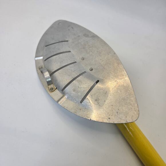 Foley Vintage Aluminum Food Press Rocker Chopper Masher Yellow Handle USA - Picture 7 of 8